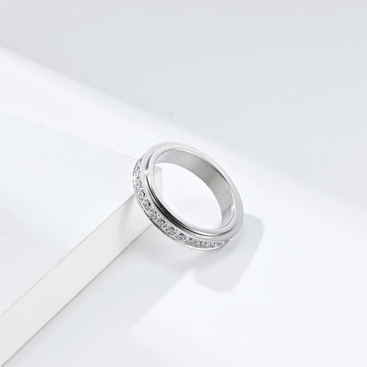 LucienPRO™ Thermogenic Moissanite Spinner Ring